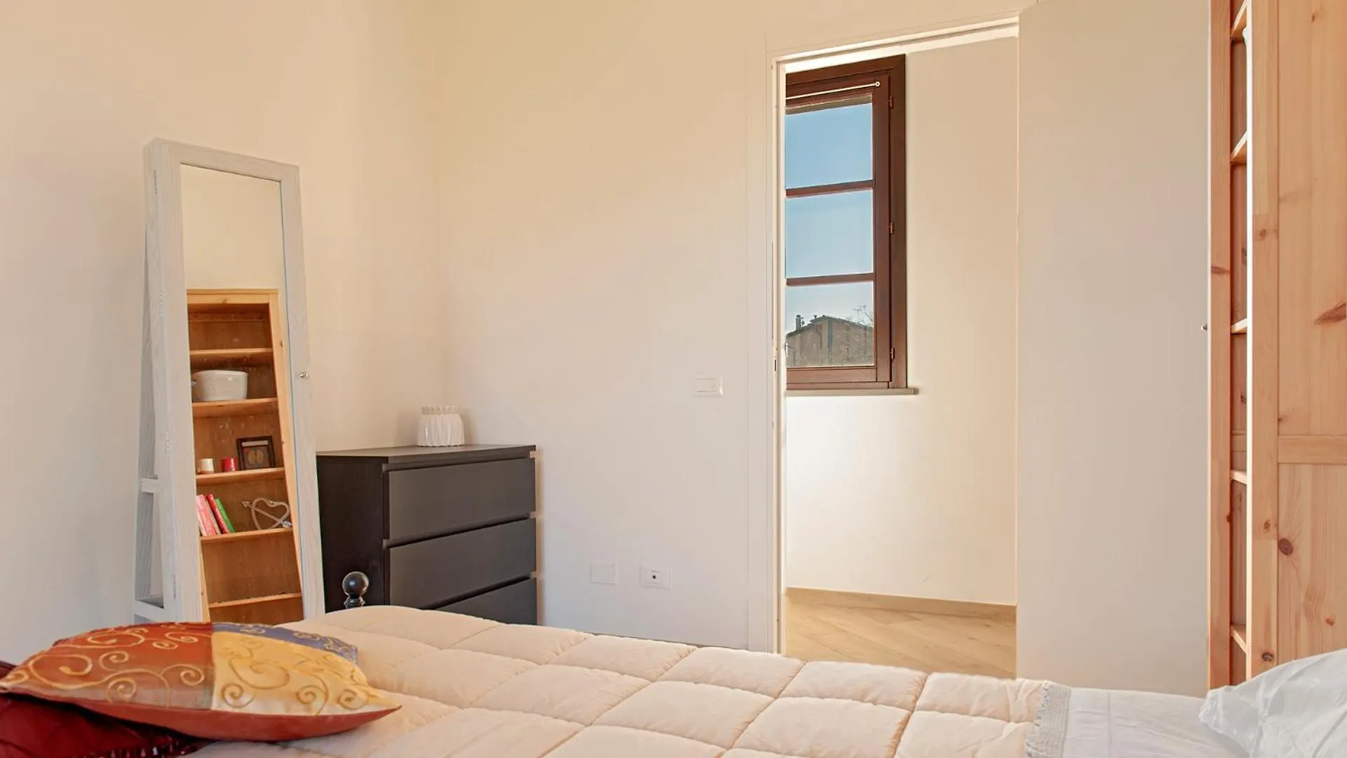 La Toscanella - Terricciola Garden And Terrace House Apartment