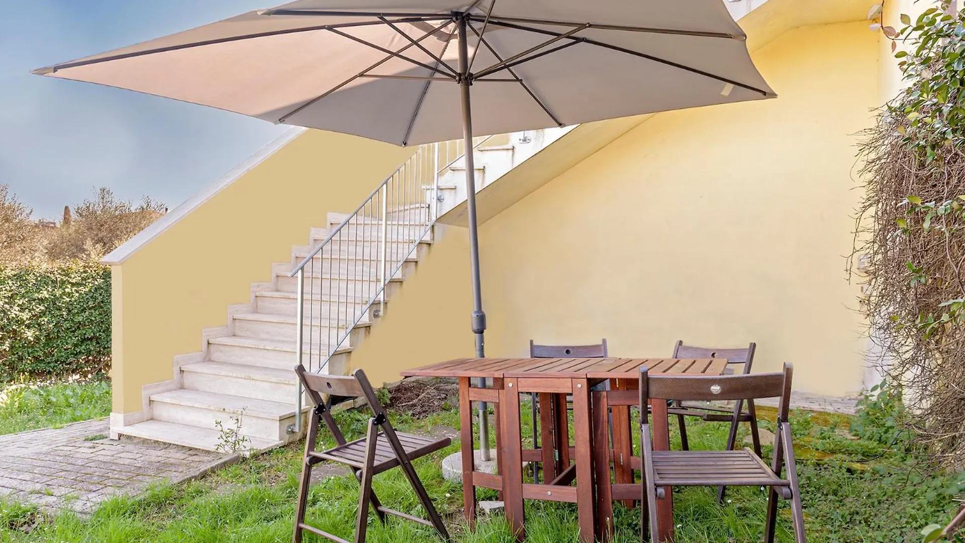 Apartment La Toscanella - Terricciola Garden And Terrace House